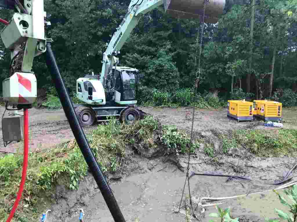 Hoch­leistungs‐Saugfahrzeugen und Pumpen